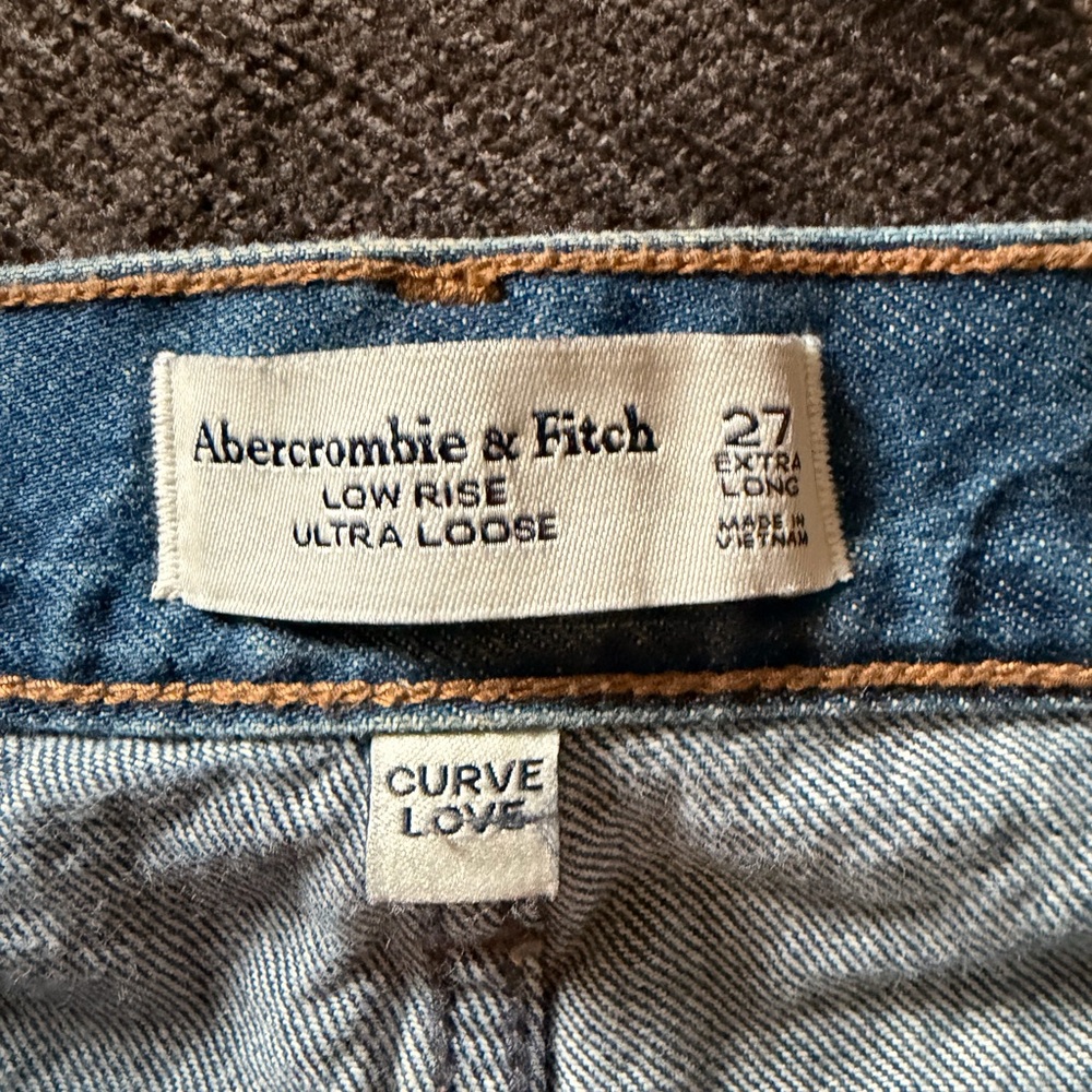 Abercrombie & Fitch Blue Denim Low Rise Ultra Loose Jeans